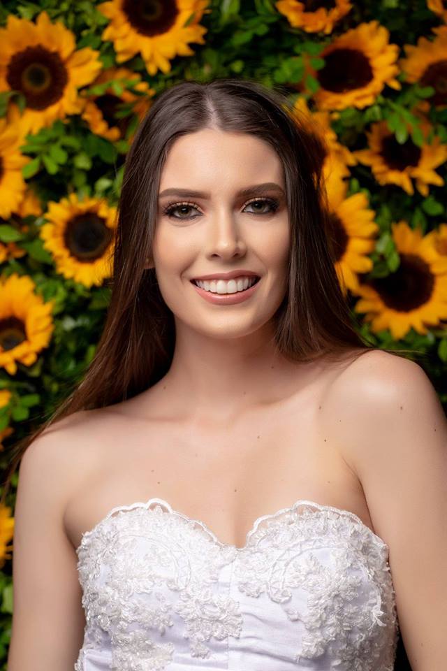 foto de Miss Ecuador 2019 Cristina Hidalgo, nueva Miss Ecuador 2019
