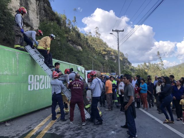 accidente de tránsito en Zhucay, Cuenca