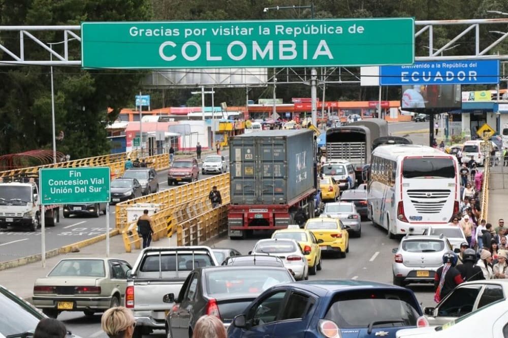 Colombia eleva aranceles al 50% al Ecuador