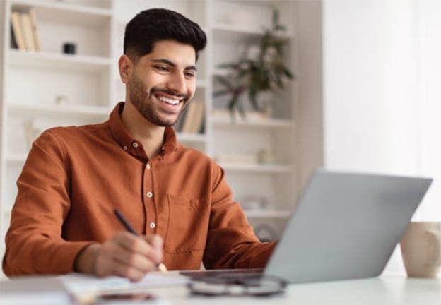 estudiante-en-linea