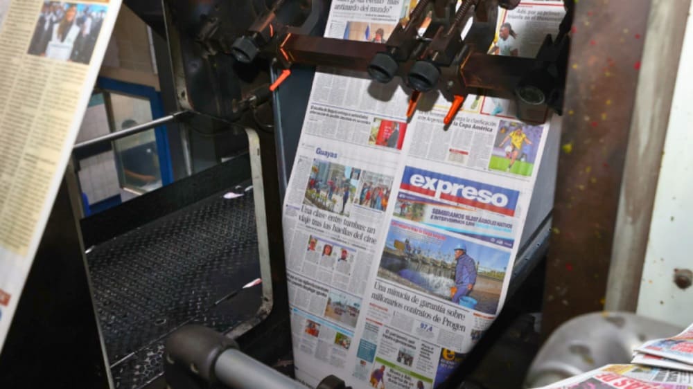 Expreso y Extra fueron intervenidos