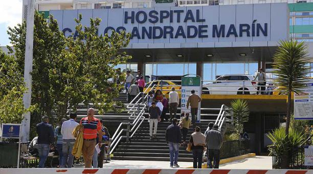 Reportan falta de médicos intensivistas en Quito