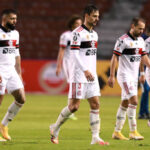 jugadores flamengo positivo covid-19