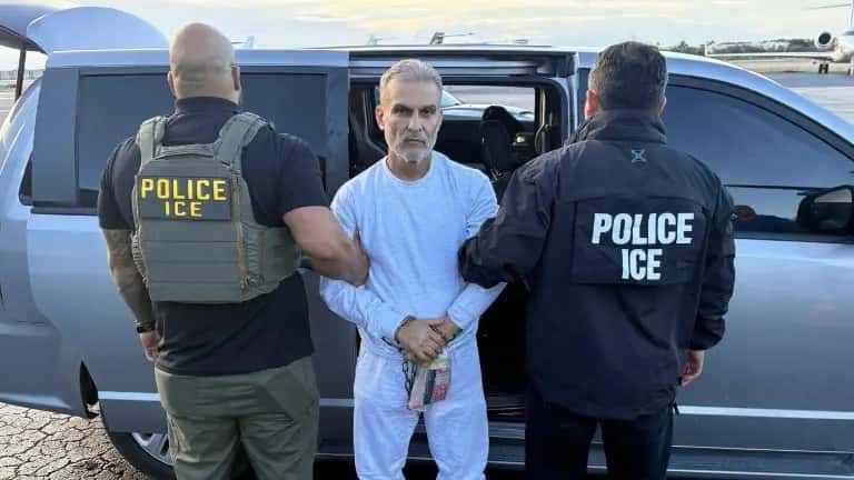 José Serrano fue deportado al Ecuador