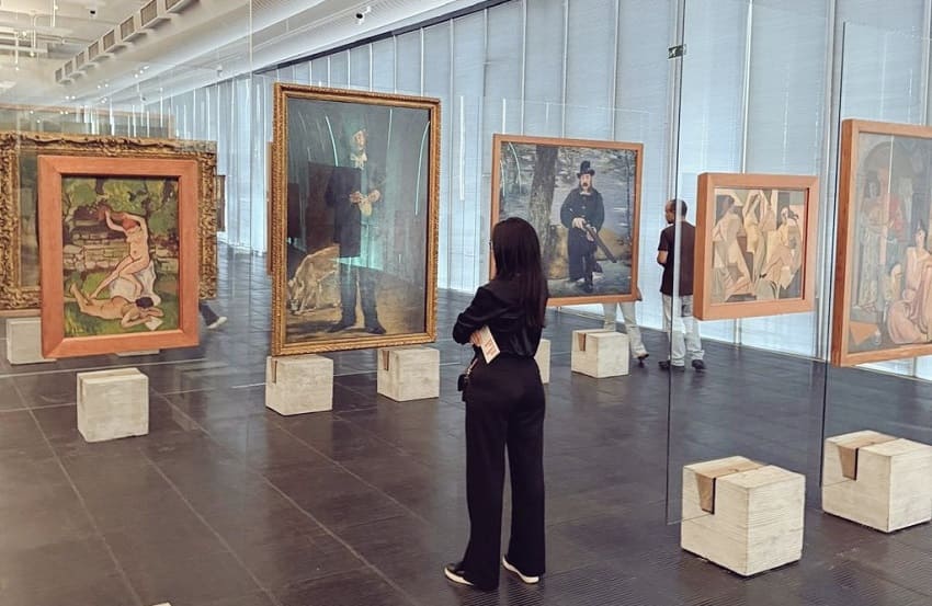 luisa-gonzalez-de-viaje