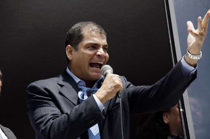 30S Rafael Correa