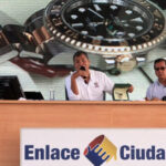 rafael-correa-regalos